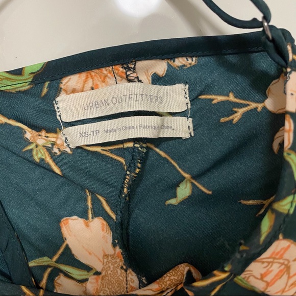 UO Betsy Satin Tie-Front Midi Green Floral Dress - Picture 7 of 7